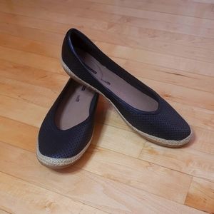 Clark's Danelly Adira with Ortholite Black Flats Sz 10